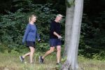 Breukelen 6 september 2019
Sybrand Niessen aan het wandelen met zijn vrouw