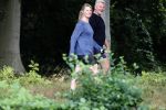 Breukelen 6 september 2019
Sybrand Niessen aan het wandelen met zijn vrouw