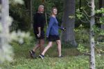 Breukelen 6 september 2019
Sybrand Niessen aan het wandelen met zijn vrouw