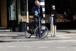 Amsterdam 9 september 2019
Tom Egbers doet op de fiets boodschappen in Amsterdam zuid.
