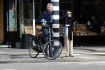 Amsterdam 9 september 2019
Tom Egbers doet op de fiets boodschappen in Amsterdam zuid.