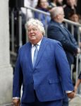 Den Haag 17 september 2019
Prinsjesdag 2019 op het binnenhof.
Ton Elias arriveert samen met zijn partner
