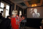 Amsterdam 12 september 2019
Boekpresentatie Anneke Gronloh in carre. Bart Peeters heeft het boek geschreven.
Willeke Alberti gaf Bart het eerste exemplaar