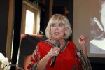 Amsterdam 12 september 2019
Boekpresentatie Anneke Gronloh in carre. Bart Peeters heeft het boek geschreven.
Willeke Alberti gaf Bart het eerste exemplaar