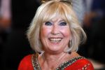 Amsterdam 12 september 2019
Boekpresentatie Anneke Gronloh in carre. Bart Peeters heeft het boek geschreven.
Willeke Alberti gaf Bart het eerste exemplaar