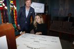 Amsterdam 10 september 2019
Presentatie celebaabs in hotel the Grand met oa Anouk Smulders Frits Sissing Dennis v d Geest Dennis Weening Dominique v Hulst ( zangeres Do) en  Irene moors . Celebabs is een idee van Tim Ouborg en Jeroen v d Boom