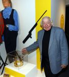 Vlaardingen 13 oktober 2020
Bassie en Adriaan openen in het Vlaardings Museum hun expositie over hun carrierre .
Bas v Toor en Aad v Toor hun vrouwen zijn natullrlijk ook aanwezig.