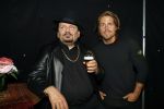 Amsterdam 8 oktober 2020
Beeld onthulling Andre Hazes sr bij madame Tussaud. Rachel en Andre Jr zijn allebei aanwezig.