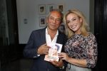 Amsterdam 25 mei 2020
Boekpresentatie Fien Vermeulen in het college Hotel.
Andre v d Toorn kreeg het eerste boek