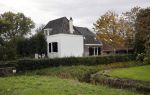 Abcoude 9 oktober 2020
In Abcoude wonen tegenwoordig heel veel bekende Nederlanders .
Het huis van Arie Boomsma