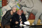 Vlaardingen 13 oktober 2020
Bassie en Adriaan openen in het Vlaardings Museum hun expositie over hun carrierre .
Bas v Toor en Aad v Toor hun vrouwen zijn natullrlijk ook aanwezig.