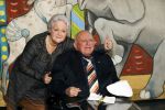 Vlaardingen 13 oktober 2020
Bassie en Adriaan openen in het Vlaardings Museum hun expositie over hun carrierre .
Bas v Toor en Aad v Toor hun vrouwen zijn natullrlijk ook aanwezig.
