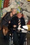 Vlaardingen 13 oktober 2020
Bassie en Adriaan openen in het Vlaardings Museum hun expositie over hun carrierre .
Bas v Toor en Aad v Toor hun vrouwen zijn natullrlijk ook aanwezig.