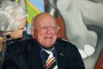 Vlaardingen 13 oktober 2020
Bassie en Adriaan openen in het Vlaardings Museum hun expositie over hun carrierre .
Bas v Toor en Aad v Toor hun vrouwen zijn natullrlijk ook aanwezig.