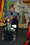 Vlaardingen 13 oktober 2020
Bassie en Adriaan openen in het Vlaardings Museum hun expositie over hun carrierre .
Bas v Toor en Aad v Toor hun vrouwen zijn natullrlijk ook aanwezig.