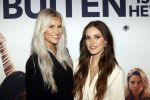 Utrecht 28 september 2020
Premiere buiten is het beter tijdens het nederlands film festival.
Cassidy Roeks met een vriendin