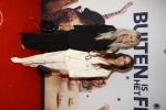 Utrecht 28 september 2020
Premiere buiten is het beter tijdens het nederlands film festival.
Cassidy Roeks met een vriendin