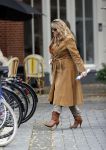 Amsterdam 7 oktober 2020
Claudia Schoemacher met een kennis op de cornelis schuytstraat