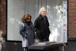 Amsterdam 2 oktober 2020
Eddy Habbema met zijn vrouw aan het wandelen in Amsterdam zuid