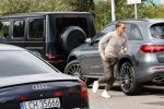 Amsterdam 24 september 2020
Frank de Boer doet boodschappen in Amsterdam zuid. Hij rijdt nog in een mercedes met een USA kenteken