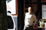 Amsterdam 24 september 2020
Frank de Boer doet boodschappen in Amsterdam zuid. Hij rijdt nog in een mercedes met een USA kenteken