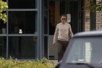 Amsterdam 24 september 2020
Frank de Boer doet boodschappen in Amsterdam zuid. Hij rijdt nog in een mercedes met een USA kenteken