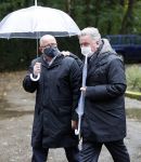 Naarden 8 oktober 2020
Begrafenis Jan des Bouvrie  op algemene begraafplaats Nieuw Valkeveen.
Frans Mulder