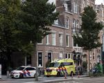 Amsterdam 7 oktober 2020
Voor de restaurants van Gordon staan een ambulance en een politie auto.