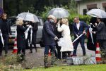 Naarden 8 oktober 2020
Begrafenis Jan des Bouvrie  op algemene begraafplaats Nieuw Valkeveen.
Jan Wieger v d Linden met vrouw