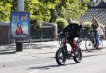 Amsterdam 19 september 2020
Johnny Heitinga op zijn electrische fiets