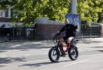 Amsterdam 19 september 2020
Johnny Heitinga op zijn electrische fiets
