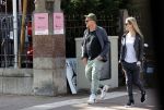 Amsterdam 19 september 2020
Johnny de Mol met zijn vrouw Anouk op het museumplein