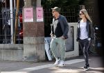 Amsterdam 19 september 2020
Johnny de Mol met zijn vrouw Anouk op het museumplein
