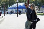 Amsterdam 19 september 2020
Johnny de Mol met zijn vrouw Anouk op het museumplein