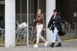 Amsterdam 27 september 2020
Mariska Hulscher met dochter in Amsterdam