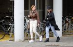 Amsterdam 27 september 2020
Mariska Hulscher met dochter in Amsterdam