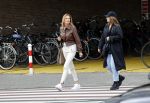 Amsterdam 27 september 2020
Mariska Hulscher met dochter in Amsterdam