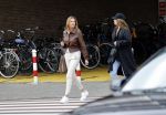Amsterdam 27 september 2020
Mariska Hulscher met dochter in Amsterdam
