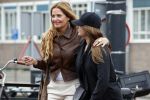 Amsterdam 27 september 2020
Mariska Hulscher met dochter in Amsterdam