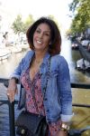 Amsterdam 18 september 2020
Rachel Hazes laat een tatoo zetten bij Hankypanky tatooshop op de wallen. Het woord mama wordt getatoeerd met daarin as van haar moeder.