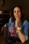 Amsterdam 18 september 2020
Rachel Hazes laat een tatoo zetten bij Hankypanky tatooshop op de wallen. Het woord mama wordt getatoeerd met daarin as van haar moeder.