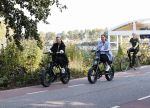 Amsterdam 22 september 2020
Skyler en Lia Witschge op hun electrische Knaap fietsen