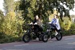 Amsterdam 22 september 2020
Skyler en Lia Witschge op hun electrische Knaap fietsen