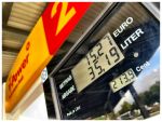 13 Oktober 2021 Het verschil van benzineprijzen tussen Zwitserland (Samnaum) en op de Duitse snelwegen. Een verschil van ruim 1 euro per liter !!!!!!