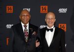 Leusden 25 september 2021
Premiere Nummer 14 ( Johan Cruijff ) in het AFAS Theater. Adjiedj Bakas met zijn partner