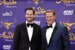 Scheveningen 26 september 2021
Premiere Aladdin in het circustheater. Albert Verlinde met een kennis