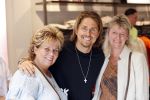 Lelystad 3 september 2021
Andre Hazes en Djarno Hofland hebben een AH6 geopend in de outlet in lelystad.