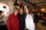 Lelystad 3 september 2021
Andre Hazes en Djarno Hofland hebben een AH6 geopend in de outlet in lelystad.