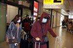 Amsterdam 17 oktober 2021
Andre Hazes en zijn moeder rachel Hazes rriveren op schiphol nadat Andre 4 weken in Spanje is geweest.