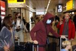 Amsterdam 17 oktober 2021
Andre Hazes en zijn moeder rachel Hazes rriveren op schiphol nadat Andre 4 weken in Spanje is geweest.
